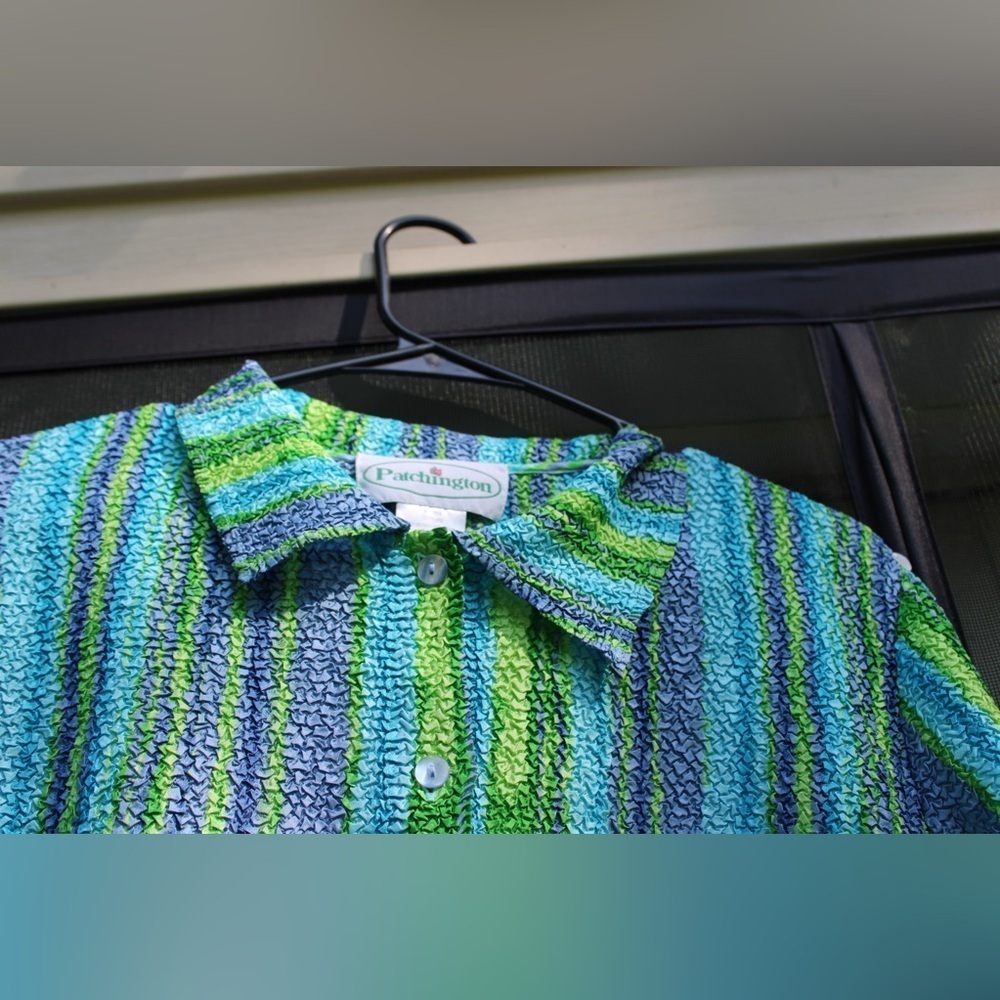 Patchington Large Button Down - Picture 3 of 5